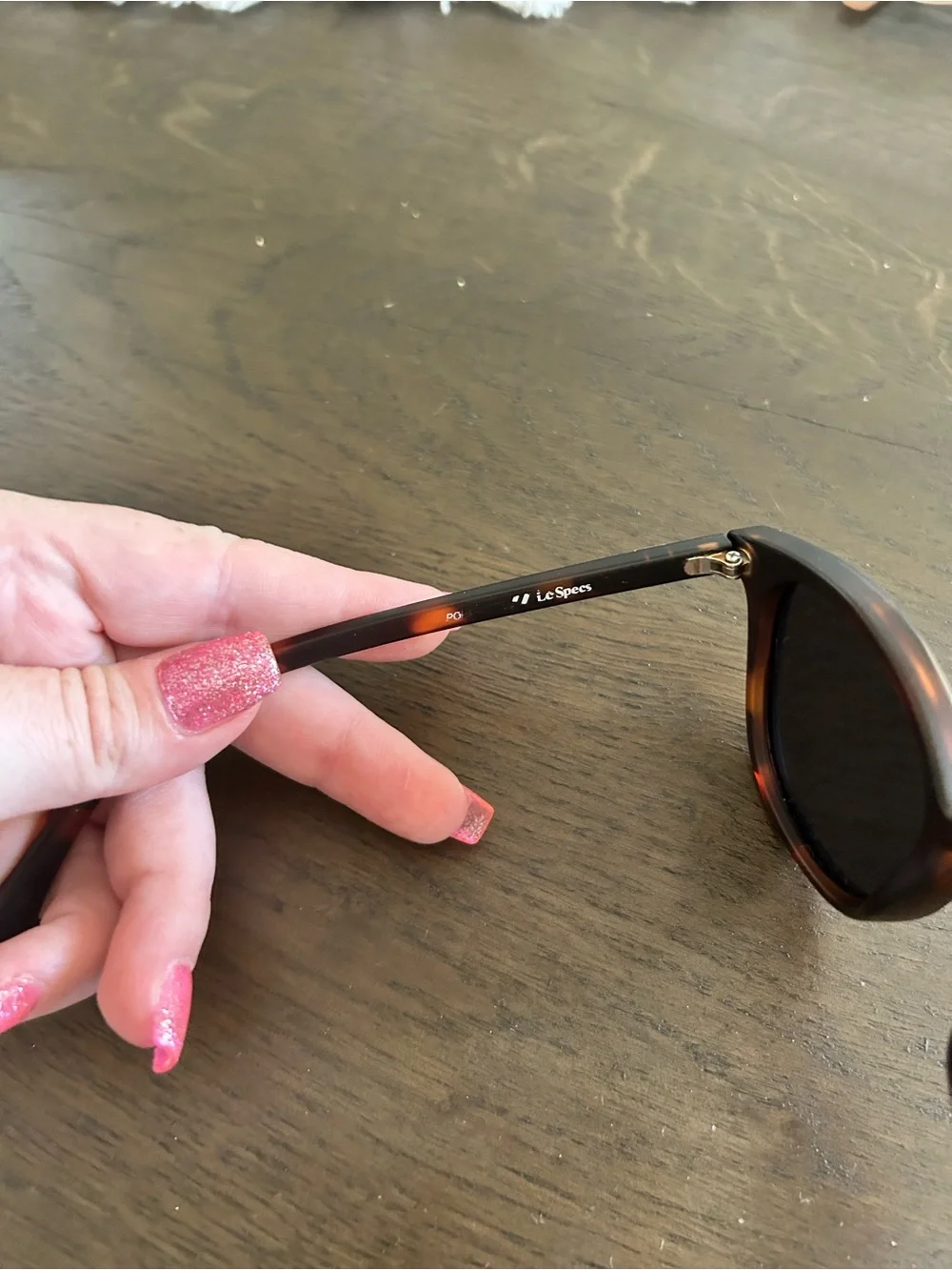 Le Specs bandwagon black tortoise shell round sunglasses